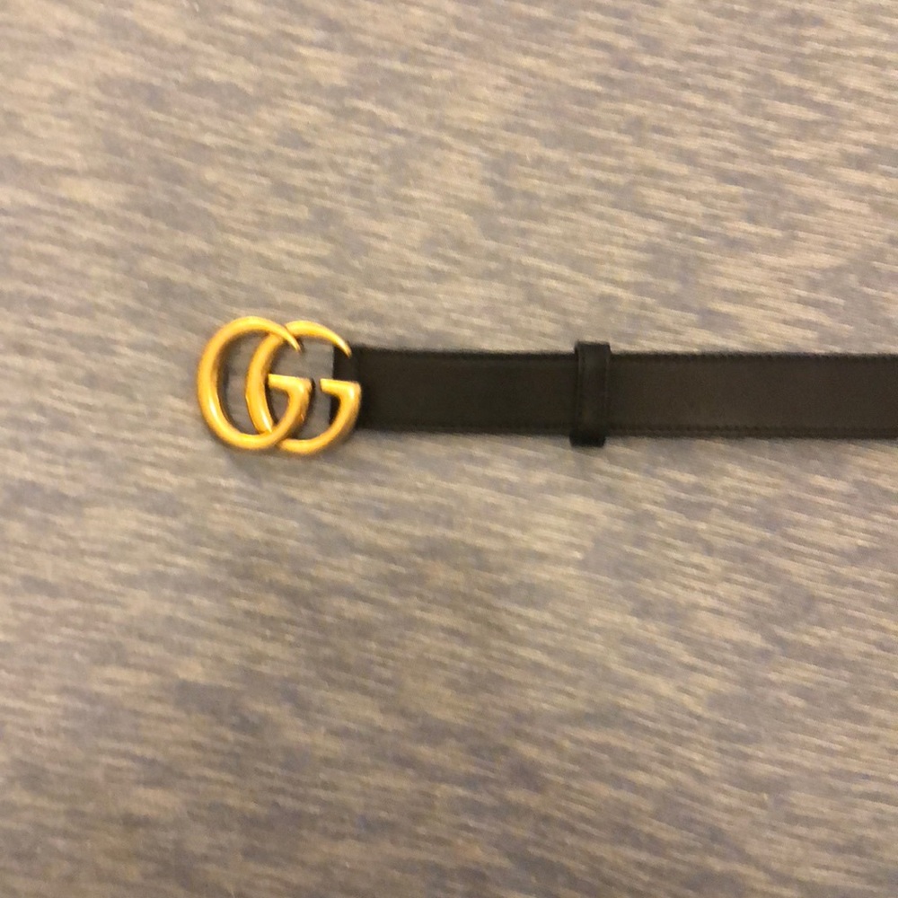 authentic and like new Gucci belt